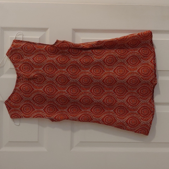 Patterned Blouse. - Picture 3 of 3